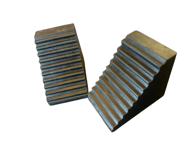 Wheel Chock Rubber Single or Pair - Image 3