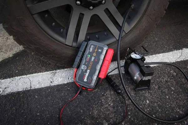 NOCO GB70 Boost 12V 2000A Lithium Jump Starter - Image 3